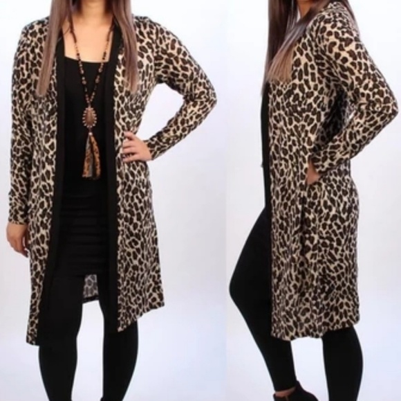 Leopard Long Length Cardigan with pockets - Picture 3 of 8